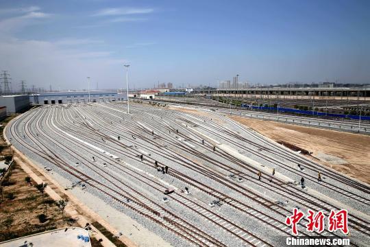圖為俯瞰基地?！堖h(yuǎn) 攝